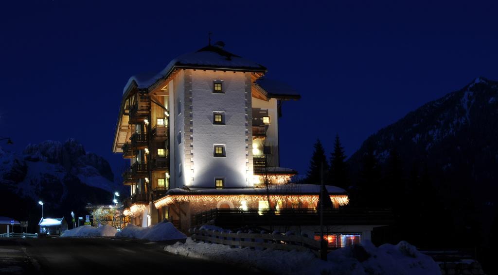 Hotel Garni Carpe Diem วีโก ดี ฟาสซา ภายนอก รูปภาพ