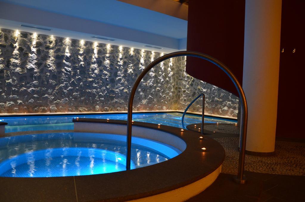 Hotel Garni Carpe Diem วีโก ดี ฟาสซา ภายนอก รูปภาพ