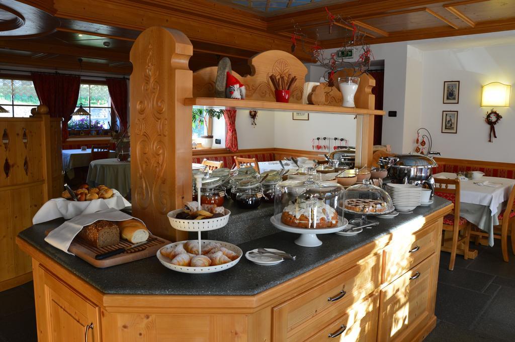 Hotel Garni Carpe Diem วีโก ดี ฟาสซา ภายนอก รูปภาพ