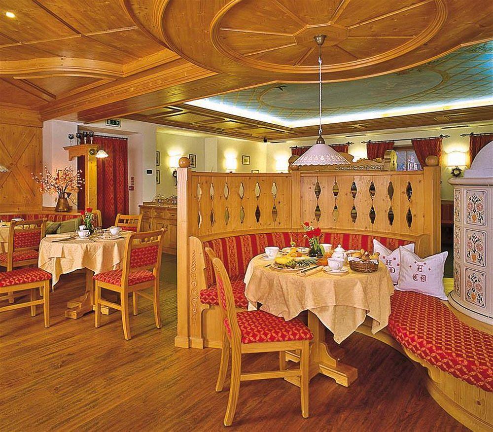Hotel Garni Carpe Diem วีโก ดี ฟาสซา ภายนอก รูปภาพ