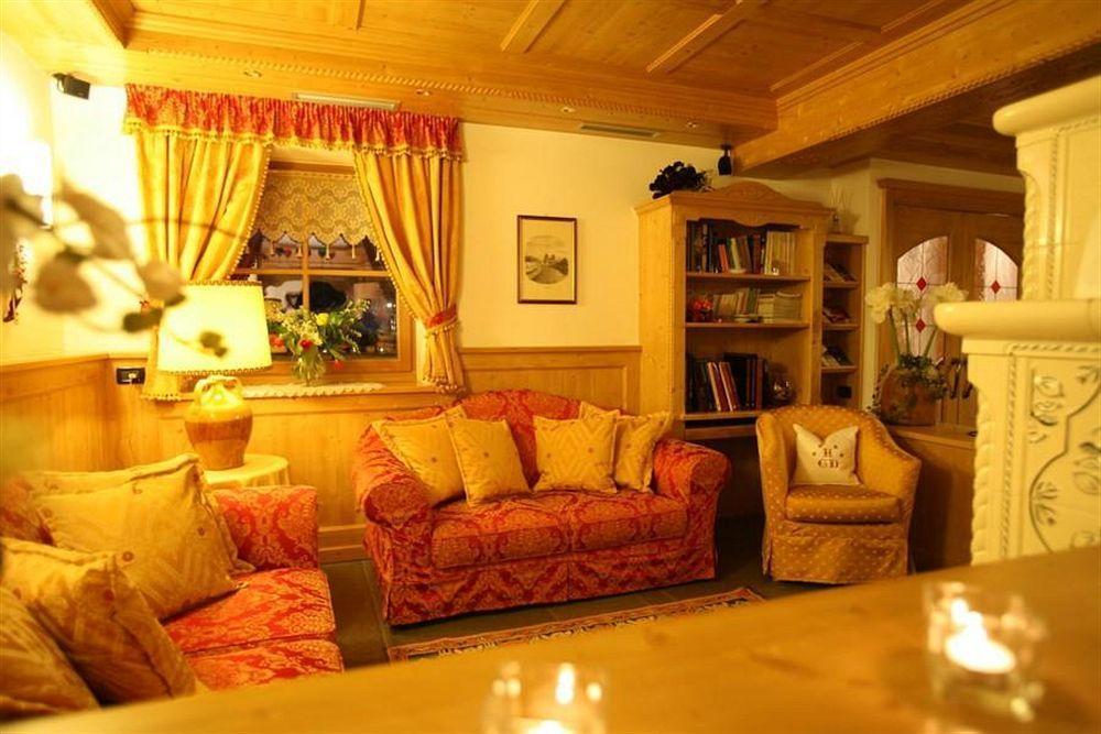 Hotel Garni Carpe Diem วีโก ดี ฟาสซา ภายนอก รูปภาพ